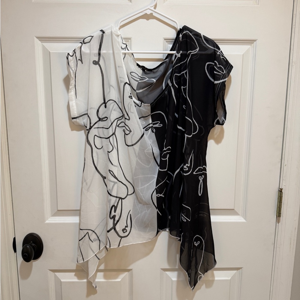 Radzoli Monochrome Asymmetrical Top